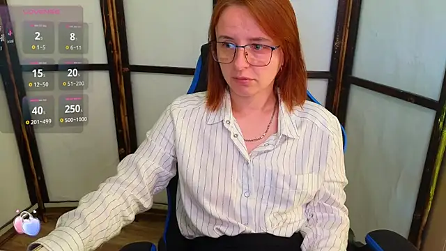 DanaMartina online show from September 16, 2025, 3:13 pm