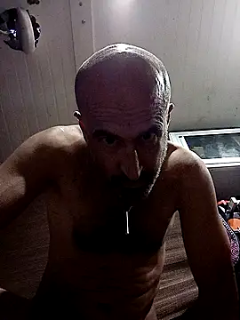 pedrosfiasco online show from October 2, 2025, 6:04 pm