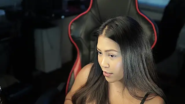 Bubbleliyah online show from December 1, 2024, 7:36 pm