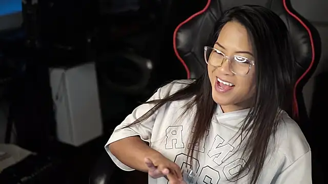 Bubbleliyah online show from December 30, 2024, 4:09 am