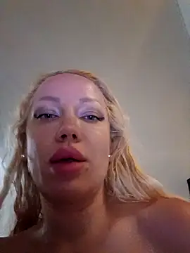 SofiaJoy online show from July 18, 2026, 9:18 pm