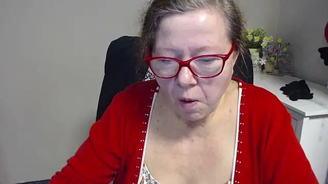 Snapshot of Adelewildx chatting on February 24, 2025, 7:22 am Adelewildx online show from February 24, 2025, 7:22 am
