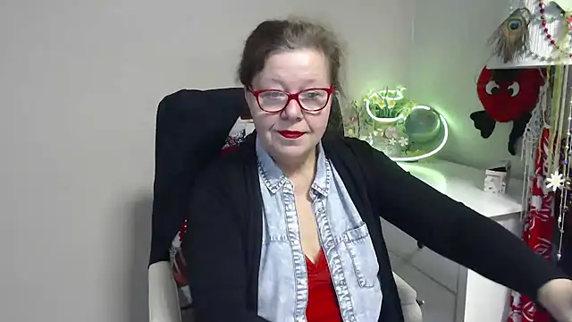 Snapshot of Adelewildx chatting on February 27, 2025, 4:31 am Adelewildx online show from February 27, 2025, 4:31 am