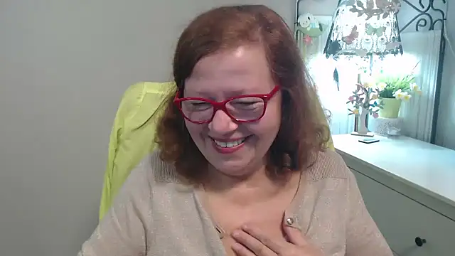 Snapshot of Adelewildx chatting on October 8, 2025, 3:15 am Adelewildx online show from October 8, 2025, 3:15 am