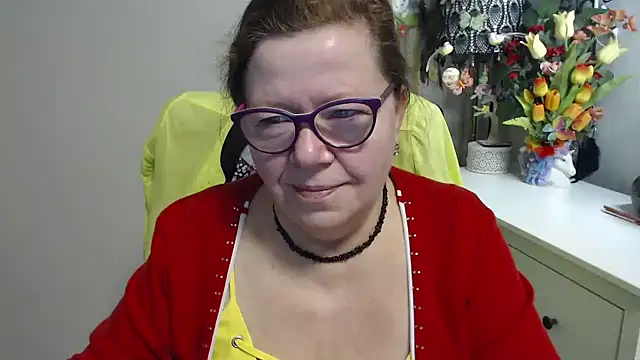 Adelewildx online show from February 24, 2026, 5:27 am