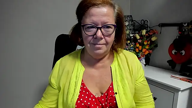 Snapshot of Adelewildx chatting on July 15, 2026, 2:39 am Adelewildx online show from July 15, 2026, 2:39 am