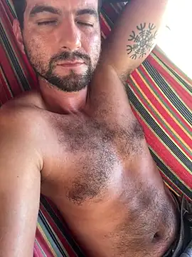 Snapshot of ali_manzur chatting on December 5, 2024, 7:17 pm ali manzur online show from December 5, 2024, 7:17 pm