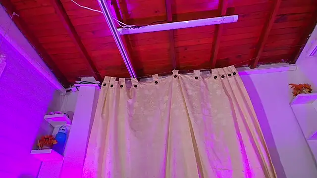 emyli sw  online show from March 2, 2025, 3:13 am