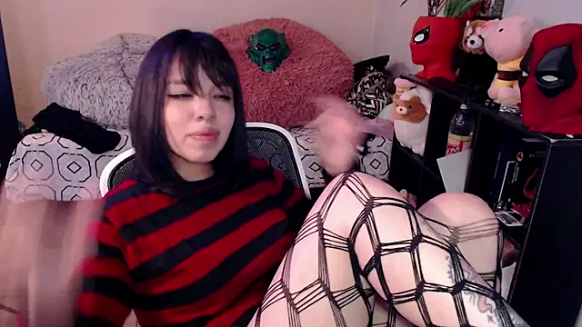 Snapshot of babyakem chatting on October 15, 2025, 4:12 am babyakem online show from October 15, 2025, 4:12 am