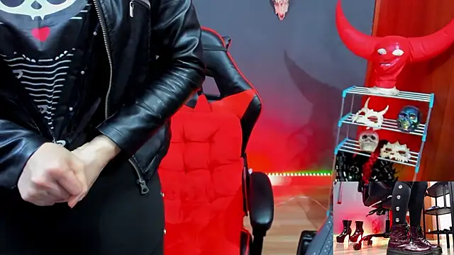 Mistress Yelena online show from March 25, 2026, 12:38 am