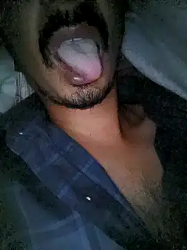 dreamtoungelick69 online show from May 10, 2026, 12:38 am