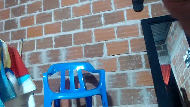 Snapshot of juanys_asshot chatting on March 12, 2025, 11:53 am juanys asshot online show from March 12, 2025, 11:53 am