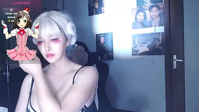 candy cola online show from October 9, 2025, 4:43 am