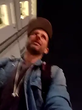 Snapshot of FireFox_Feel chatting on March 11, 2025, 11:26 pm FireFox Feel online show from March 11, 2025, 11:26 pm