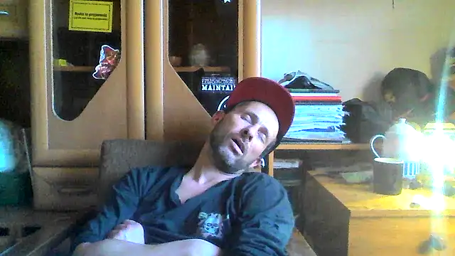 Snapshot of FireFox_Feel chatting on March 15, 2025, 7:31 am FireFox Feel online show from March 15, 2025, 7:31 am