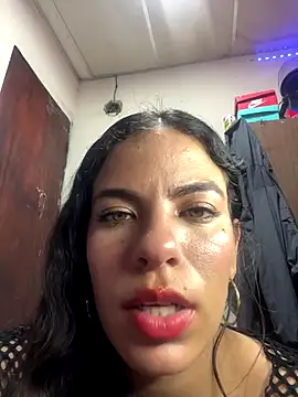 roman and jessie online show from October 4, 2025, 4:32 am