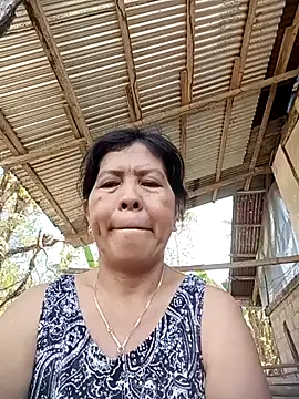 TropicalFlower online show from December 3, 2025, 5:15 am