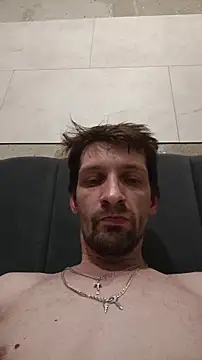 Krasav4ik4ik online show from October 8, 2025, 9:01 pm