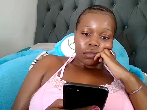 cherryontopy online show from February 19, 2025, 12:22 pm