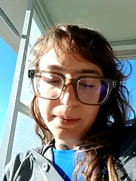 Snapshot of Blulilla69 chatting on October 8, 2025, 2:14 pm Blulilla69 online show from October 8, 2025, 2:14 pm