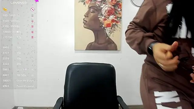 naty pink online show from February 2, 2026, 1:32 pm