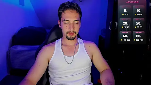 Snapshot of Alex_smith00 chatting on January 31, 2025, 10:21 pm Alex smith00 online show from January 31, 2025, 10:21 pm