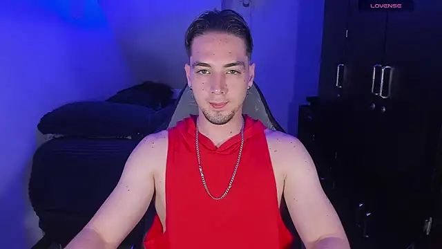 Snapshot of Alex_smith00 chatting on October 5, 2025, 9:45 pm Alex smith00 online show from October 5, 2025, 9:45 pm