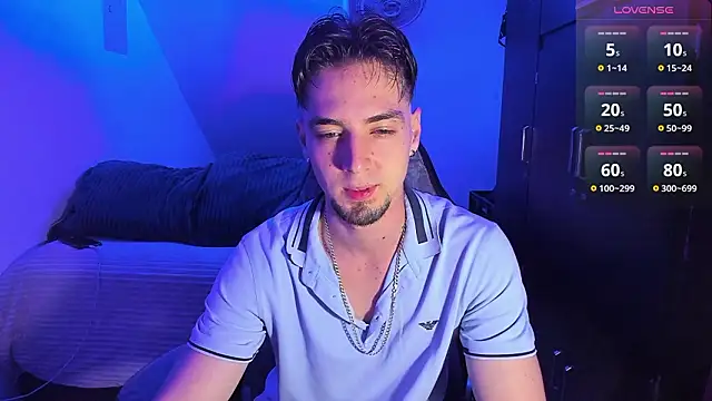 Alex smith00 online show from February 19, 2026, 12:17 am