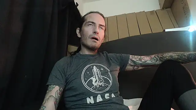 Snapshot of Bailey39 chatting on March 13, 2025, 12:05 am Bailey39 online show from March 13, 2025, 12:05 am