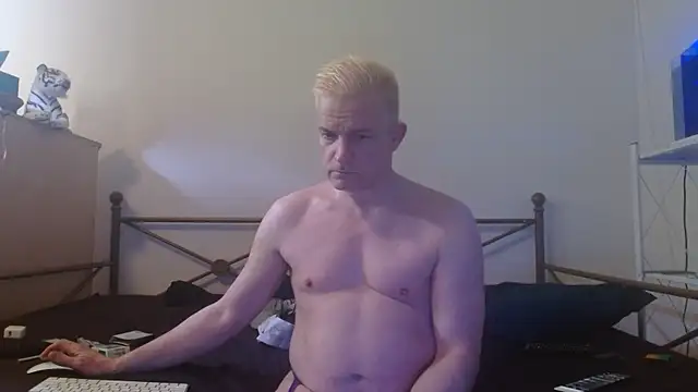 Snapshot of Dragonnyc@xh chatting on February 6, 2025, 5:25 am Dragonnycxh online show from February 6, 2025, 5:25 am