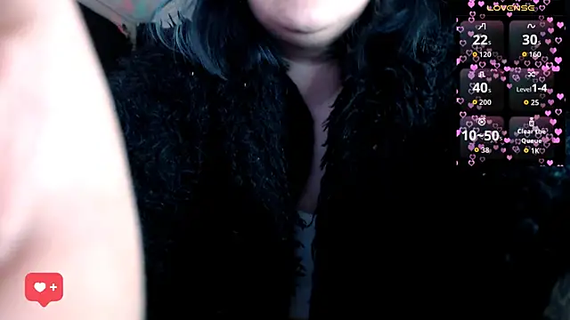 Psychobitch7 online show from April 5, 2026, 9:23 pm