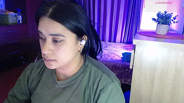 princesskelly online show from October 21, 2025, 3:51 am