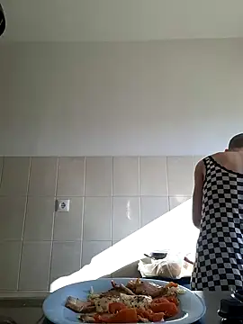 hotSANDRA STARR online show from March 18, 2025, 1:31 pm