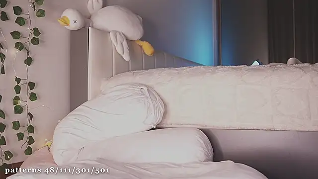 Snapshot of liassmolly1_couple chatting on February 28, 2025, 3:04 pm liassmolly1 couple online show from February 28, 2025, 3:04 pm