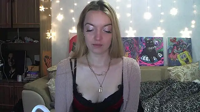 SecretSophia online show from January 4, 2025, 2:56 am