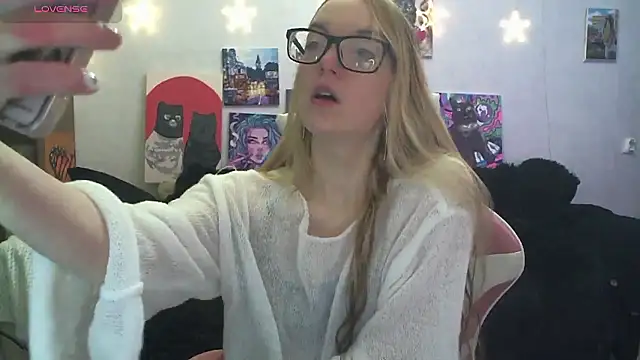 SecretSophia online show from January 9, 2026, 11:46 am