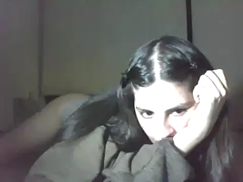 Snapshot of Insomniacl chatting on December 19, 2024, 3:07 am Insomniacl online show from December 19, 2024, 3:07 am