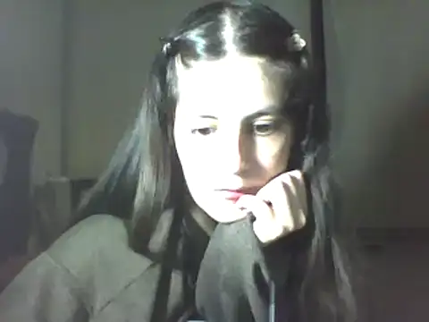 Snapshot of Insomniacl chatting on February 5, 2025, 3:02 am Insomniacl online show from February 5, 2025, 3:02 am