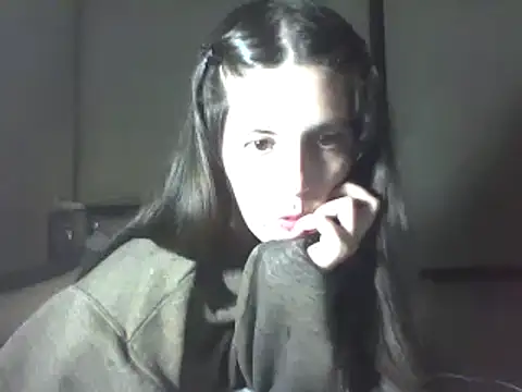 Snapshot of Insomniacl chatting on February 14, 2025, 3:33 am Insomniacl online show from February 14, 2025, 3:33 am