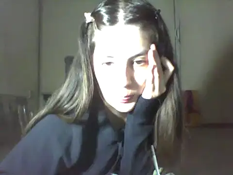 Snapshot of Insomniacl chatting on March 5, 2025, 4:24 am Insomniacl online show from March 5, 2025, 4:24 am