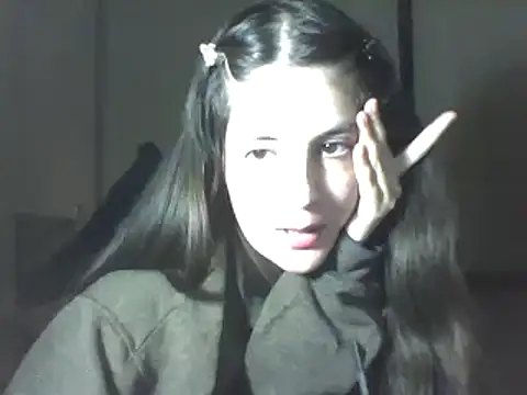 Snapshot of Insomniacl chatting on March 11, 2025, 2:10 am Insomniacl online show from March 11, 2025, 2:10 am