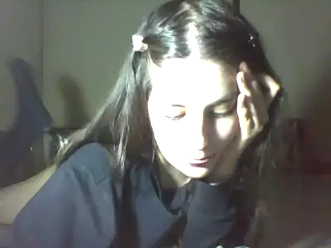 Snapshot of Insomniacl chatting on March 18, 2025, 6:25 am Insomniacl online show from March 18, 2025, 6:25 am