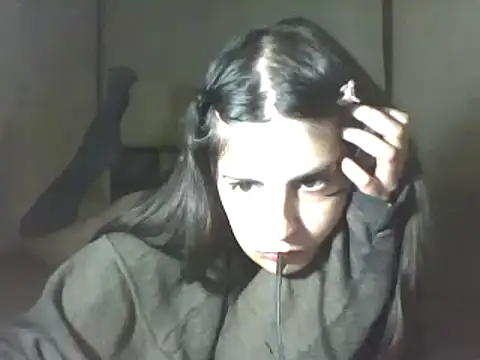 Snapshot of Insomniacl chatting on April 6, 2026, 4:46 am Insomniacl online show from April 6, 2026, 4:46 am