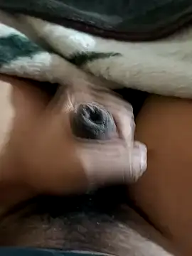 Snapshot of Deluxe_dick chatting on January 17, 2025, 12:31 pm Deluxe dick online show from January 17, 2025, 12:31 pm