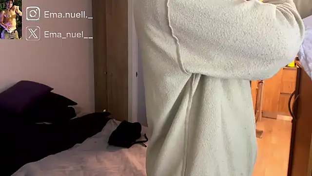 Emanuell   online show from May 8, 2026, 2:06 am