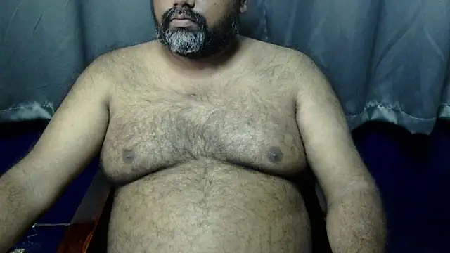 hairysubcub 70 online show from January 16, 2026, 4:38 am