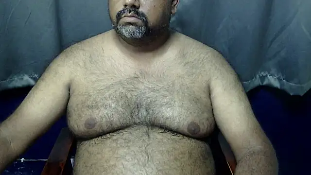 hairysubcub 70 online show from May 6, 2026, 7:35 am