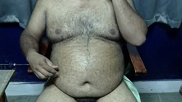 hairysubcub 70 online show from May 14, 2026, 4:25 pm