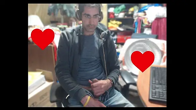 Snapshot of Gsmile1 chatting on January 6, 2025, 8:28 pm Gsmile1 online show from January 6, 2025, 8:28 pm