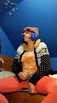 Snapshot of MirthildaVenza chatting on November 17, 2025, 6:41 am MirthildaVenza online show from November 17, 2025, 6:41 am